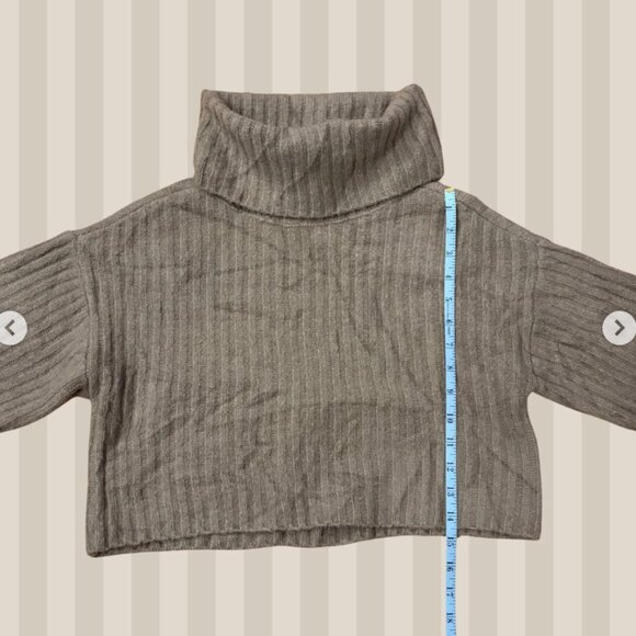 Dynamite cropped turtleneck sweater — NWT - Picture 3 of 5